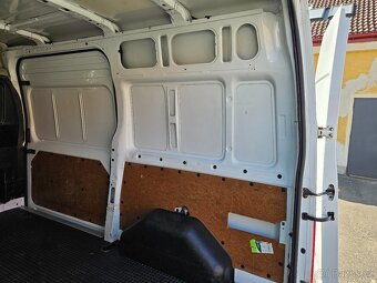 Ford transit 2.2tdci 74kw ČR 2012 - 17