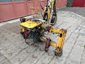 Podkop na smykoví nakladač - 17