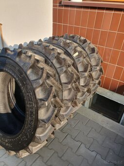 Pneu 280 / 85 R24 GRI - 17