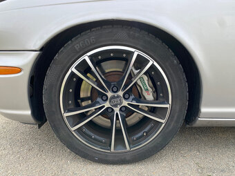 Jaguar XJR 4.2 V8 291kw Automat+Serviska - 17