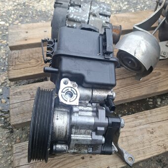 Mercedes díly 2015 - 17