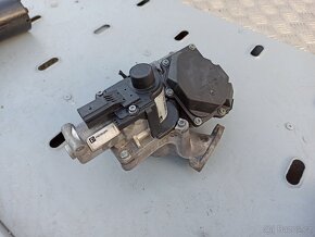 PŘÍSLUŠENSTVÍ MOTORU - VW / ŠKODA / AUDI 1,9TDi 77kW BLS - 17