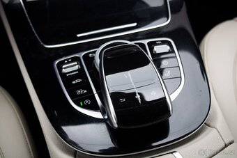 All-Terrain E 220d 4matic Airmatic 9G-Tronic, Multibeam, HUD - 17