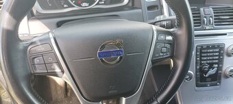 Volvo Xc60 D4 140kw FWD manuál - 17