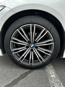 BMW 320d xDrive 2020 M paket - 17