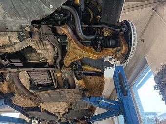 Dodge Durango R/T 5,7L 4x4, tažné, Top výbava, 7míst, servis - 17