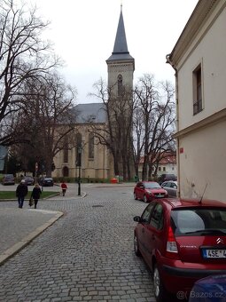 Nejlevnější pronájem + služby bytu v centru Kutné Hory - 17