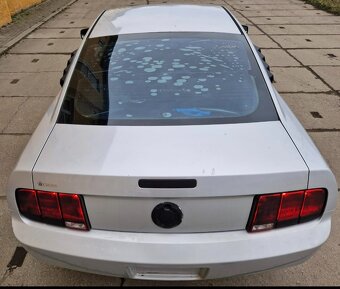 Prodám Ford  Mustang 4.0  - V6  USA - 17