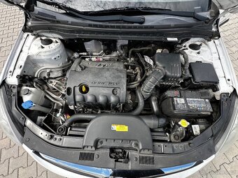 Hyundai i30 CW 1.6 92Kw / 2010 - 17