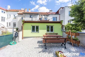 Prodej bytu se 3 jednotkami, 122 m2 - Znojmo, Palackého - 17