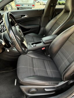 Mercedes-Benz CLA180 - 17