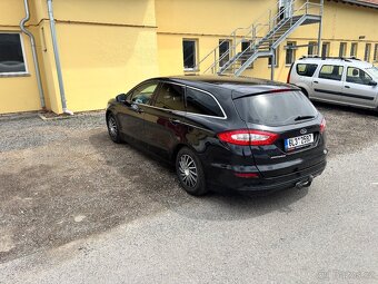 Ford Mondeo, 2,0 TDCi 110kW  manual 2015 nájezd 172000km - 17