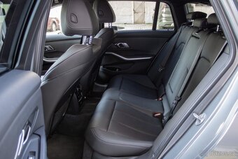 BMW Rad 3 Touring 318d mHEV A/T //AJ NA SPLÁTKY - 17