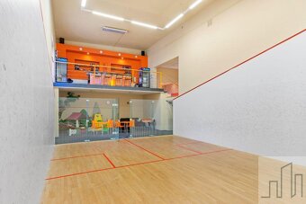 Prodej sportovního centra v Karlových Varech - 17