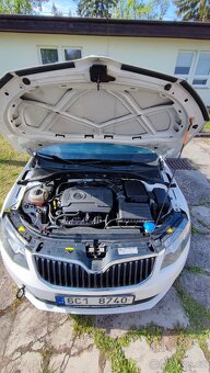 Škoda Octavia 3-1.8 TSI- poškozený motor - 17