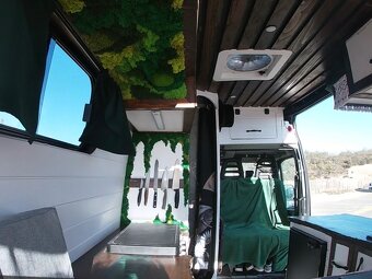Obytná Dodávka Iveco Daily - 17