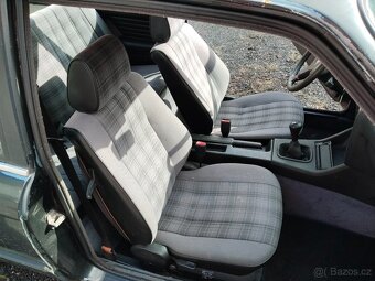 BMW e30 320i Kupé - 17