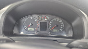 VW T5 Multivan 77 kW - 17