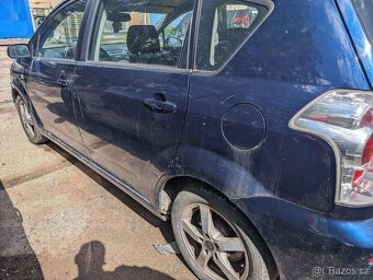 TOYOTA COROLLA VERSO 2.2 d4d 110kw 100kw - 17