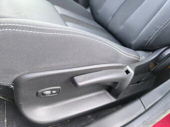 Renault Mégane, KRÁSNÝ,VÝBAVA,95TKM,SERVISKA - 17