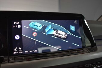 Volkswagen Golf 1.5 eTSI DSG TAŽNÉ ACC WEBASTO DPH - 17
