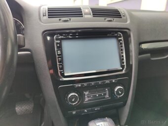 Škoda Octavia 1,8 TSi Laurin&Klement DSG top - 17