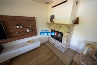Pronájem novostavby rodinného domu, 5+kk, 180 m2 s garáží a  - 17