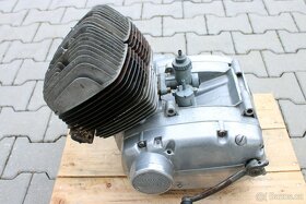 Jawa 250 Bizon typ 623-01 Oilmaster - motor - 17