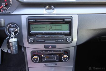 VW PASSAT B7,2.0Tdi-103kw,6st.M,Comfort,NEZ.TOP,Výhřev,PDC - 17