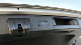 Volkswagen Passat 2.0 TDI - 17