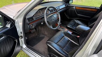 Prodám Mercedes w124 300 24V - 17