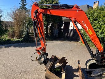 Prodám minibagr Kubota U27 s nulovým přesahem zádě - 17