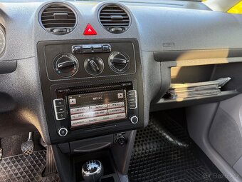 Vw Caddy Family1.9tdi 77kw ,alu,park.kamera - 17