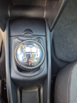 Peugeot 207 1.4i, r.v. 2009 - 17