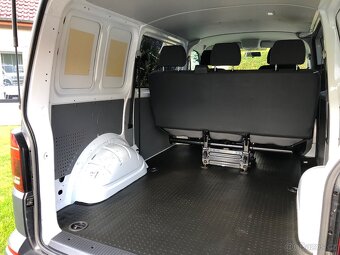 VW Transporter T6.1 4x4 Špéra DSG 5 míst Barva Wais Multivan - 17