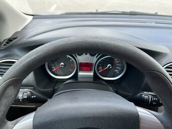 Ford Focus Combi 1,6 74kW r.v. 2009 - 17