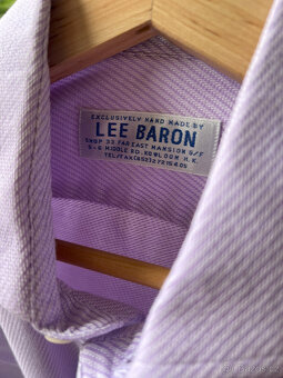 Oblek a dvě košile od krejčího Lee Baron z Hongkongu - 17