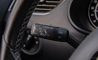 Škoda Octavia Combi 2.0 TDI RS - 17