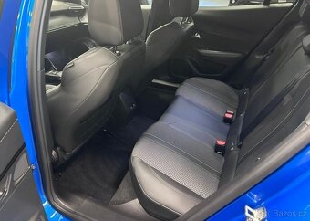 Peugeot 2008 e-2008 GT 50kWh Zaruka 1rok 100 kw - 17