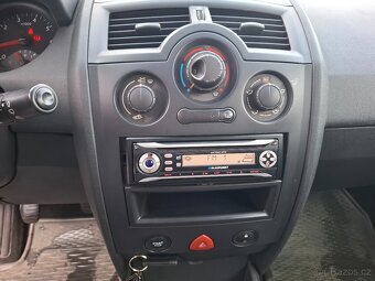 Renault Megane 1.4i tažné zařízení - 17