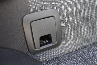 Volkswagen Passat 2.0 TDI DSG FULL LED ACC - 17