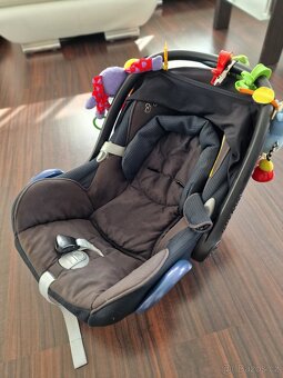 Maxi-cosi autosedačka + izofix základna + dárky - 17