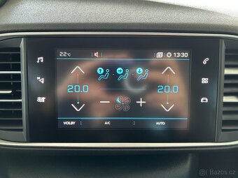 Peugeot 308 1.2 96kW,SERVISKA,PŮVOD ČR - 17