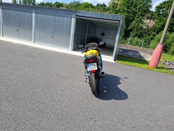 Honda cbr 600f - 17