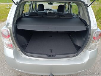 Toyota Verso 1.6  / / benzín - 17