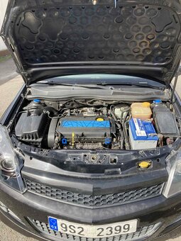 Opel Astra H GTC 1.8 103kw 2008 - 17