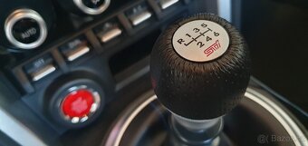 Subaru BRZ FE, raritní stav + STI - 17