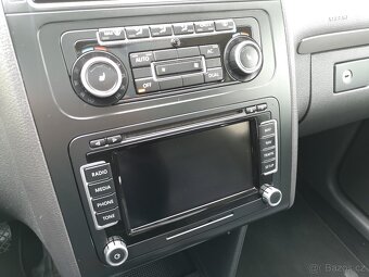 Volkswagen Touran 2.0 TDi CR103kW Highline Panorama - 17