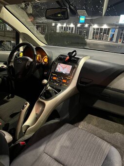 Toyota Auris 2.0 nafta - 17
