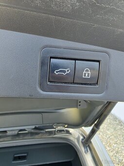 Toyota Corolla, 2.0 Hybrid, Executive JBL - 17